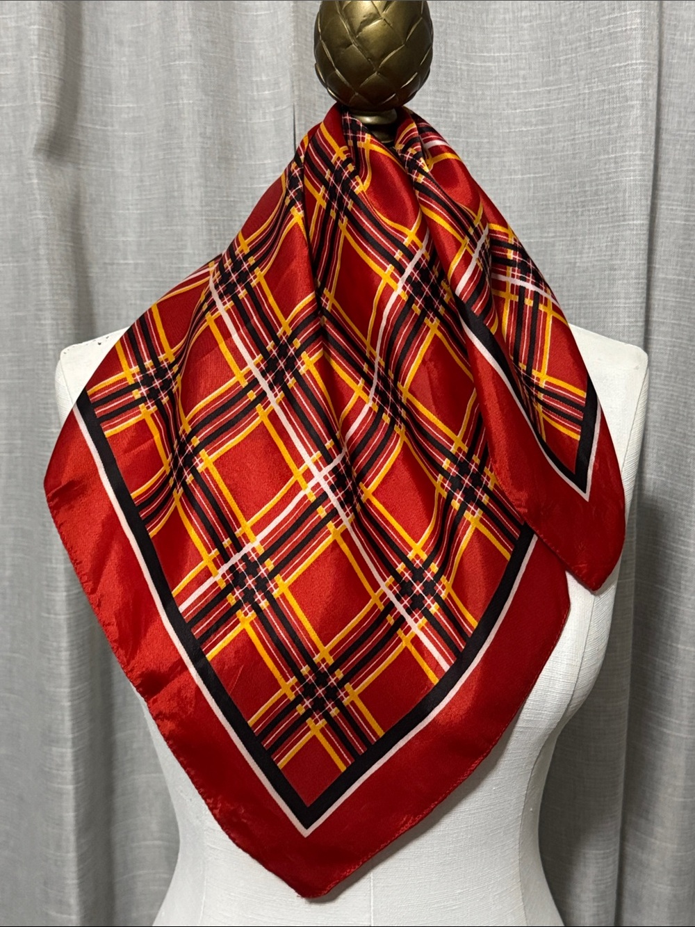 Vintage Scarf-Plaid Print-Res/Yellow/Navy